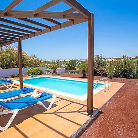 Valentina Private Pool Готель *