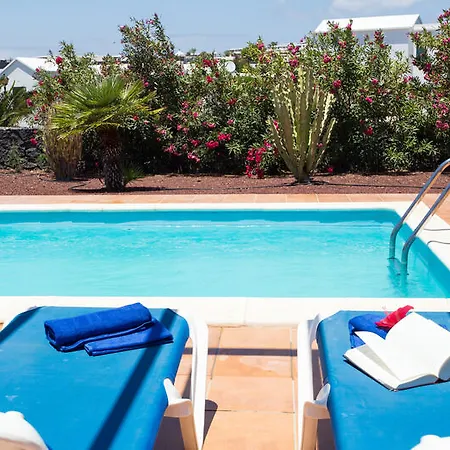 Valentina Private Pool Готель *