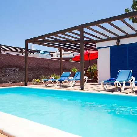 Valentina Private Pool Готель